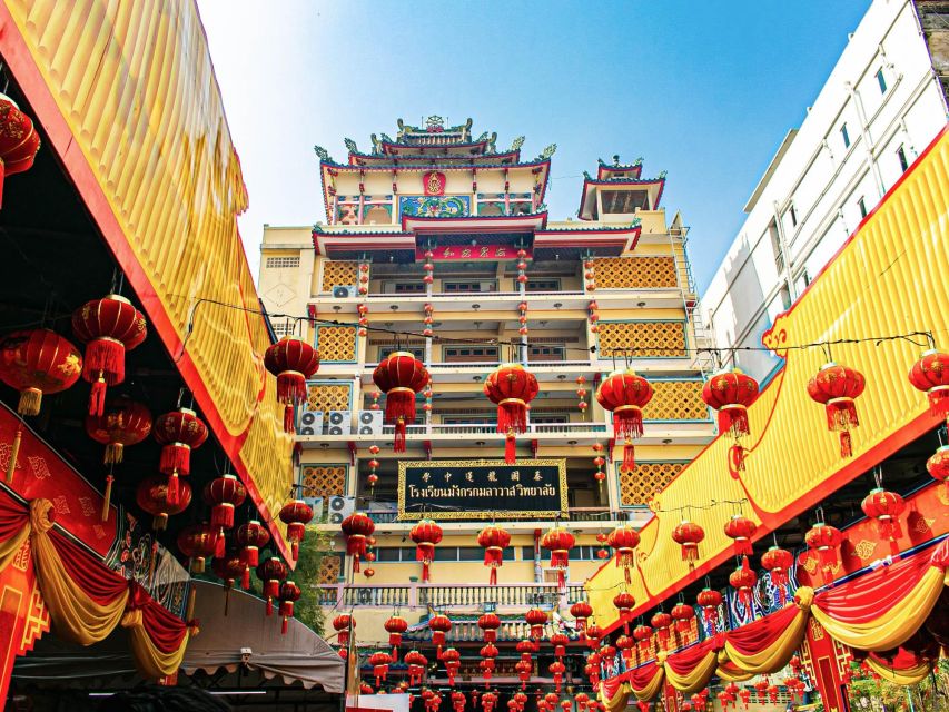 Bangkok: Discover a Taste of Chinatown – 2 Hr Walking Tour - Noodles, dim sum, and room for personal taste