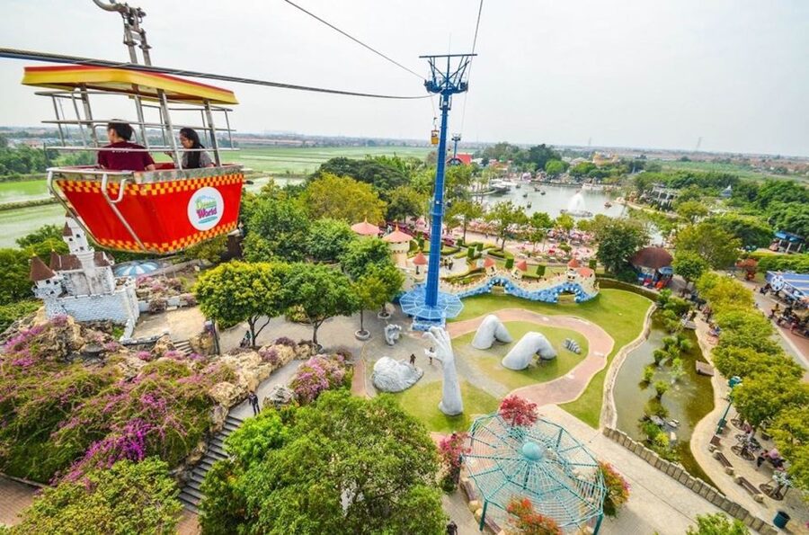 Bangkok: Dream World Entrance Ticket - How to handle the entrance and queues