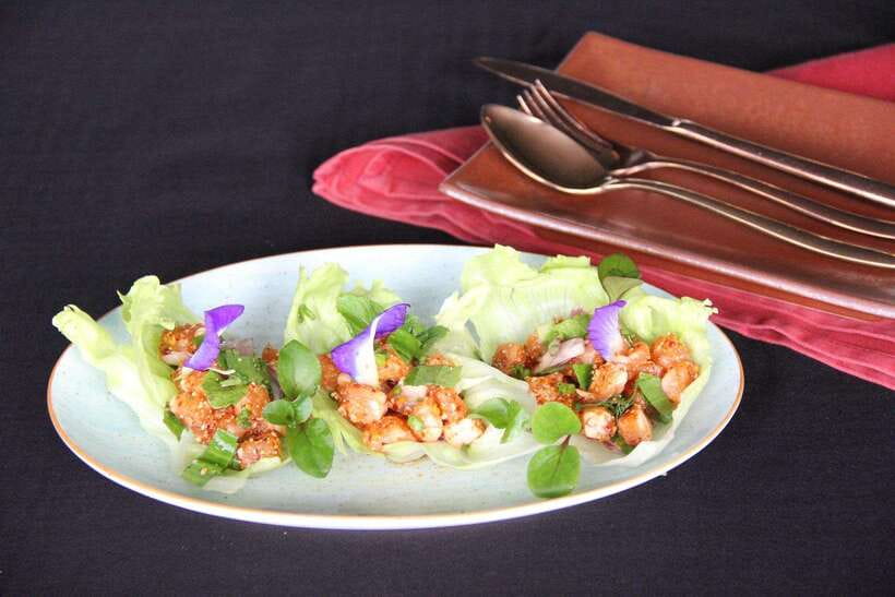 Bangkok: Enjoy Fine Thai Food with Panoramic Rooftop Views - What to wear for a high-floor dinner