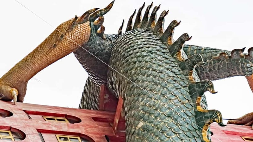 Bangkok: Famous Markets and Dragon Temple Guided Day Tour - Wat Samphran, the dragon temple outside Bangkok