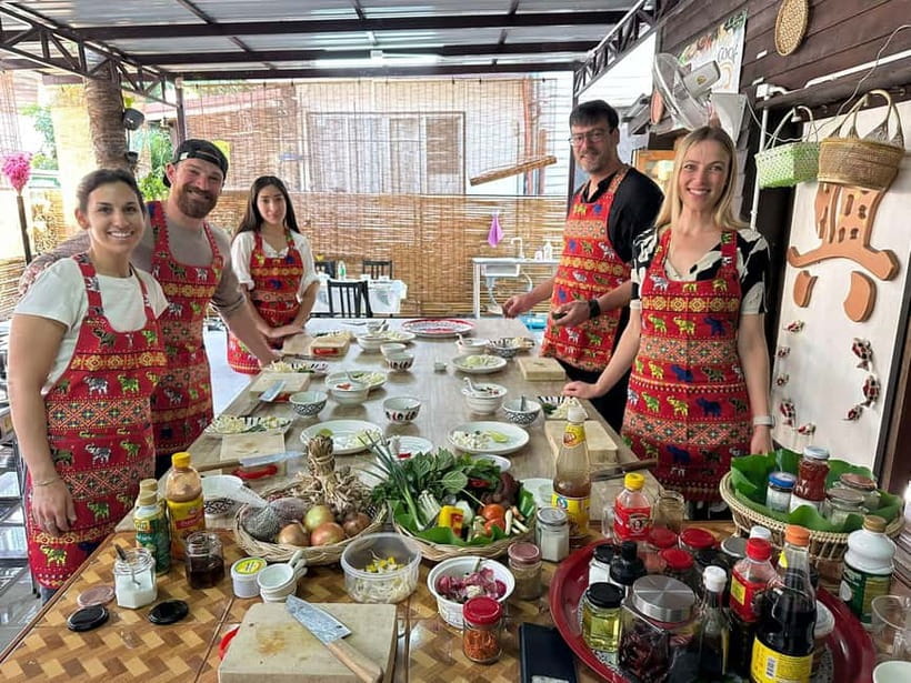 Bangkok: Favourite Thai Flavors Cooking Class by Smart Cook - The three dishes and what you learn from them