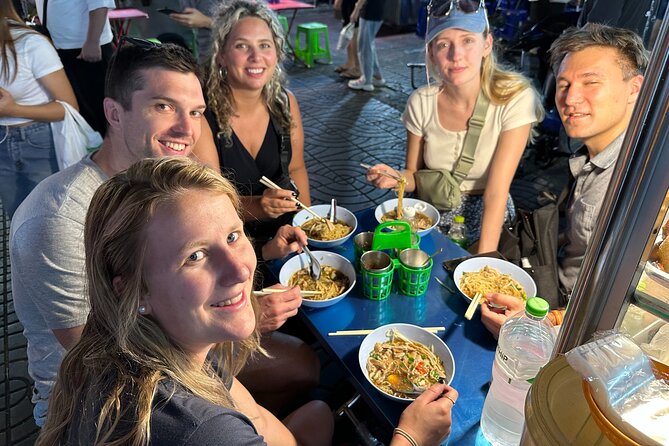 Bangkok Food Tour By Night - Starting at Wat Mangkon MRT at 7 p.m.