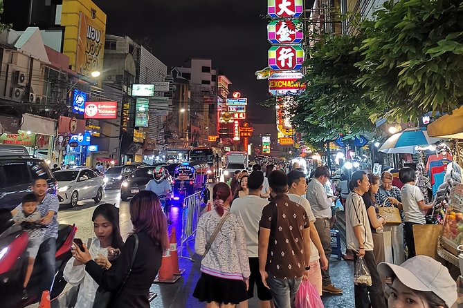Bangkok Food Tour By Night - What the guides add to the night