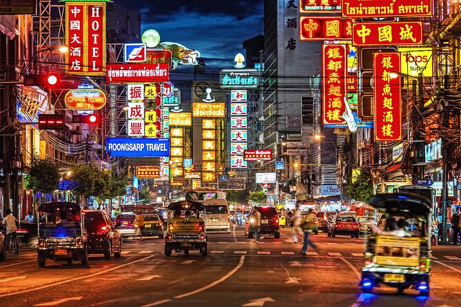 Bangkok Food Tour by Tuk Tuk - Hotel-pickup & Dinner - Old Town by tuk tuk: the sightseeing course between bites