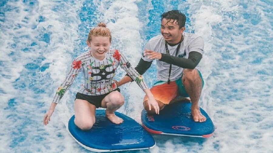 Bangkok: Fun Flow riding at Flow House Bangkok - Is $33 a fair price?