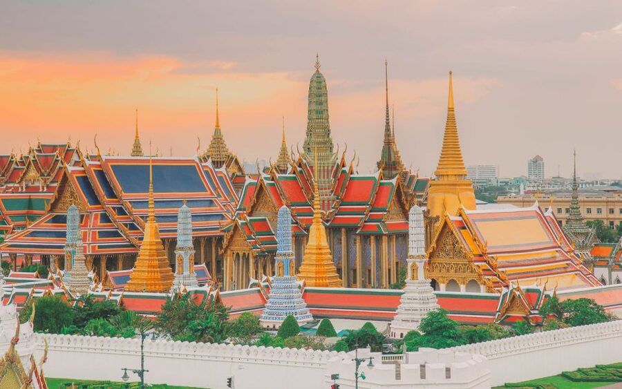 Bangkok: Grand Palace and Emerald Buddha Half-Day Tour - Key points to know before you book