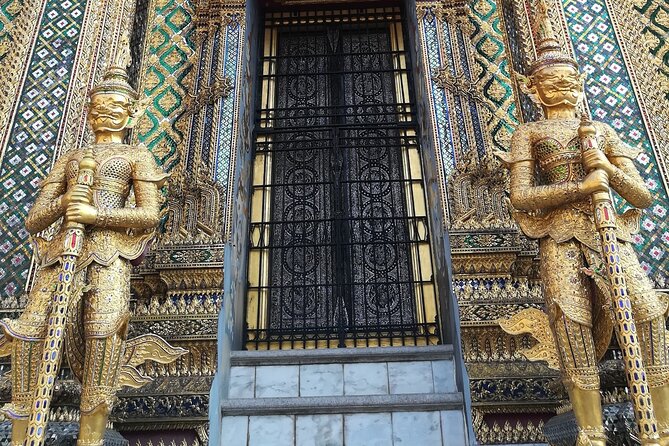 Bangkok Grand Palace and Emerald Buddha Tour - Clothing, weather, and comfort