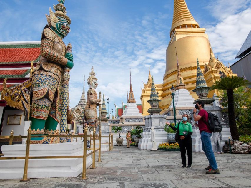 Bangkok: Grand Palace and Wat Arun Guided Walking Tour - Inside the Grand Palace complex