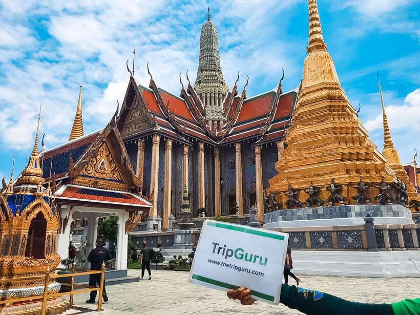 Bangkok: Grand Palace and Wat Phra Kaew Guided Walking Tour - Heat, walking, and the real pace