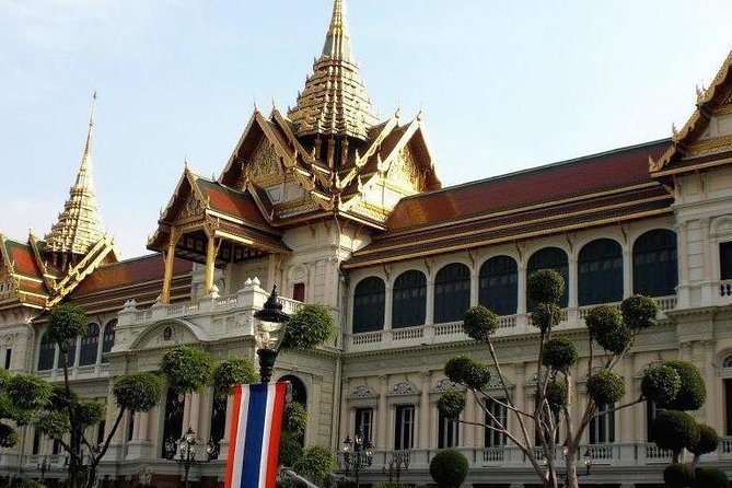 Bangkok Grand Palace Tour with Convenient Hotel Transfer - Choosing the right departure and tour format
