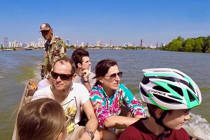 Bangkok Green Oasis 4-Hour Bike Tour with Boat Ride - Cycling through Sri Nakhon Khuean Khan Park