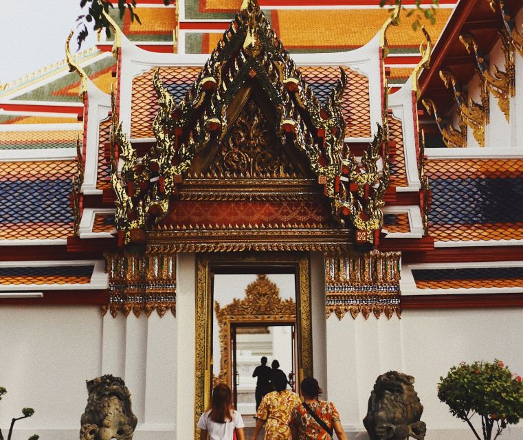 Bangkok: Half Day City and Temples (join tour) - Temple clothing is not optional