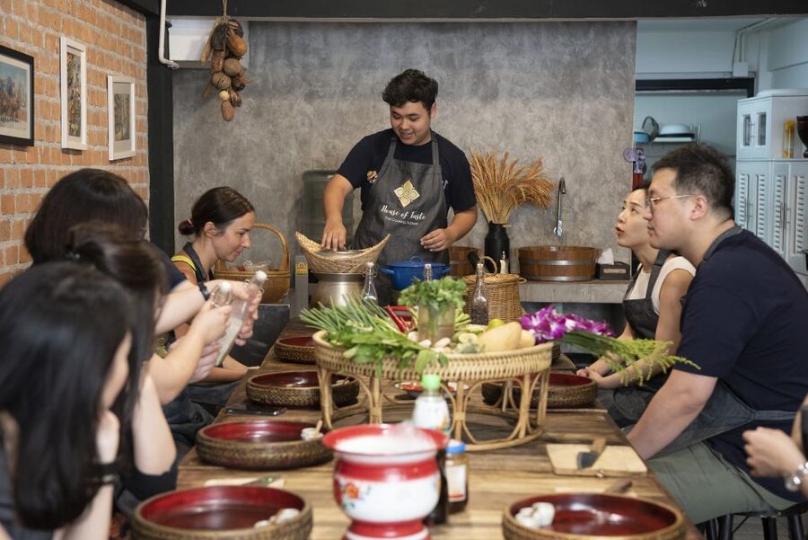 Bangkok: Hands-on Thai Cooking Class and Market Tour - Is $45 good value in Bangkok?