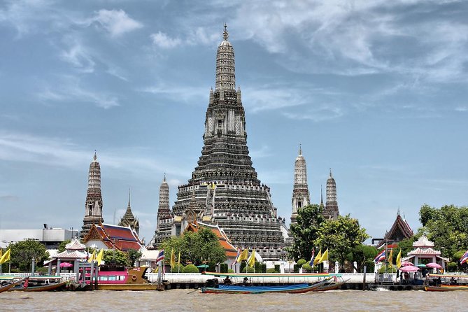 Bangkok Heritage Highlights: Grand Palace & Three Temples Tour - Guides who add real value