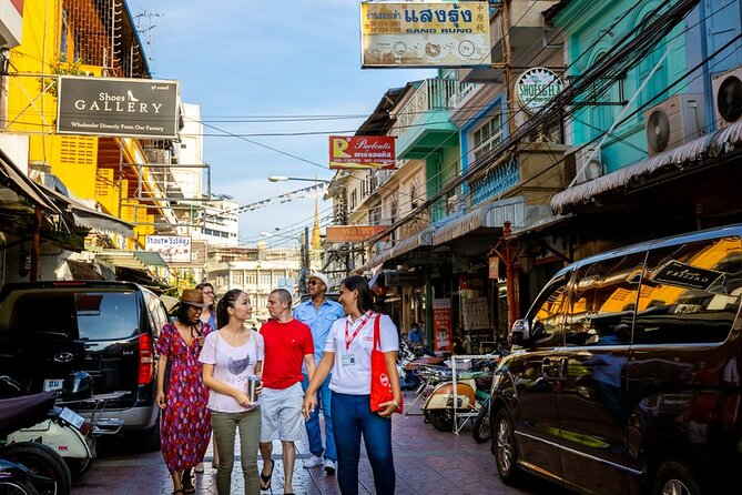 Bangkok Hidden Gems: Talad Noi, Chinatown & Street Food Tour - Hong Sieng Kong by the Chao Phraya River