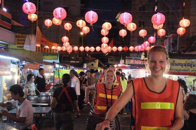 Bangkok Hidden Paths Night Biking Tour with Street-food Meal - Along the Chao Phraya as the lights come on