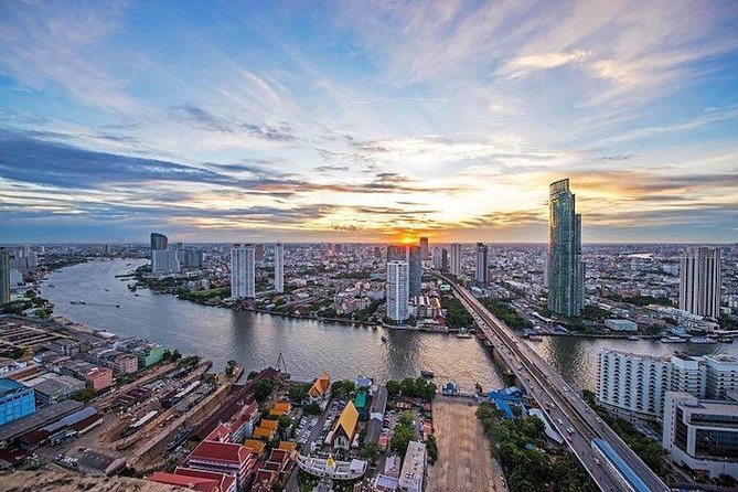 Bangkok King Power MahaNakhon SkyWalk Admission Ticket - Sunset offers the best mood and the worst queues