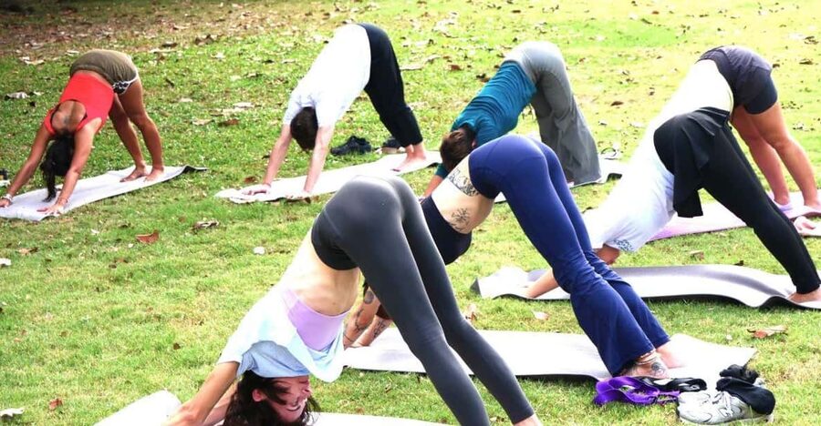 Bangkok: Lumpini Park Yoga Experience - What the park adds to the practice