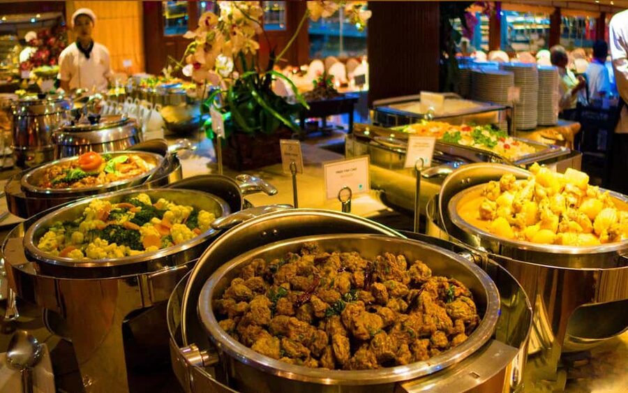 Bangkok: Luxury White Sunset or Dinner Cruise with Beer - Open-air views, assigned seats, and onboard entertainment
