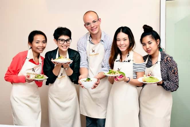 Bangkok: Maliwan Thai Cooking Class with Market Tour - Four dishes, with the menu decided in advance