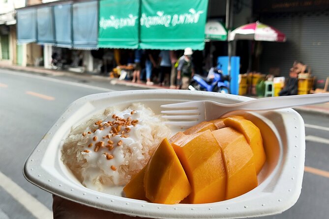 Bangkok Michelin Food by Tuk Tuk - Hotel-pickup Lunch or Dinner - Why this Bangkok food tour works so well