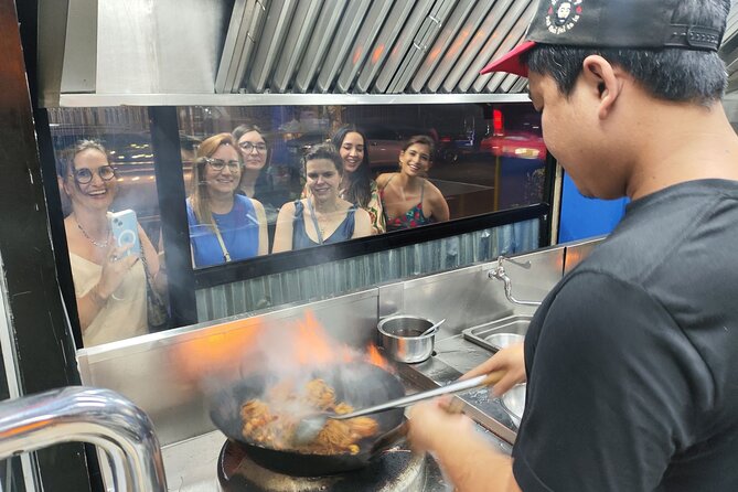Bangkok Michelin Food by Tuk Tuk - Hotel-pickup Lunch or Dinner - Meeting your tuk-tuk at 4:30 p.m.
