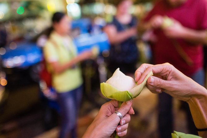Bangkok Midnight Food Tuk Tuk Tour - Food quantity, dietary needs, and comfort