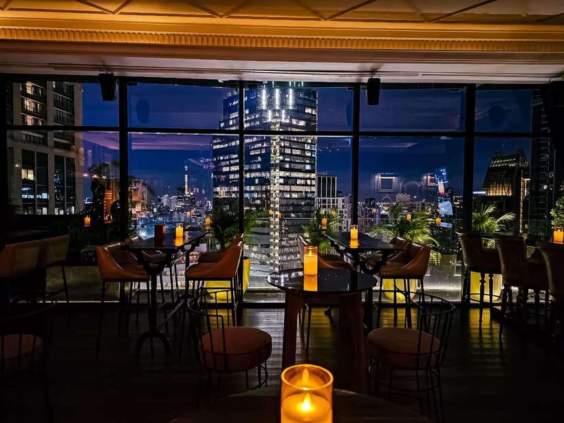 Bangkok: Mojjo Rooftop Lounge & Bar Food & Beverage Package - Dress and entry rules you should take seriously
