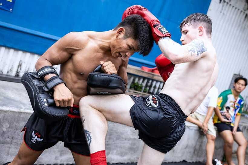 Bangkok: Muay Thai Boxing Introduction Class for Beginners - Group size, private classes, and waiting time