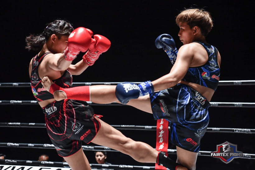 Bangkok: Muay Thai Match at Lumpinee Boxing Stadium - Choosing between Club Class, Ringside, and Grandstand seats