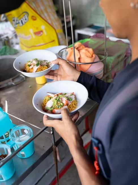 Bangkok: Must-Try Hidden Bike & Food Experience - Why this tour shows you a different Bangkok