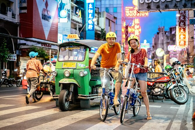 Bangkok Night Bike Tour -Hotel-pickup & Dinner - Chinatown brings food and city energy together