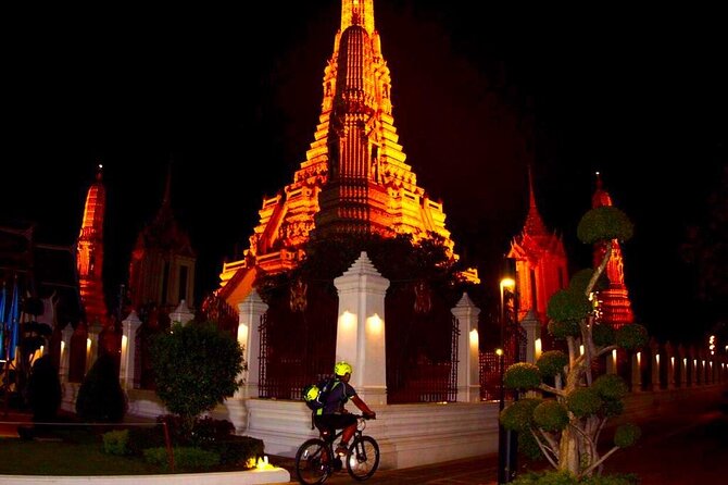 Bangkok Night Bike Tour -Hotel-pickup & Dinner - Thonburi gives the evening a local start