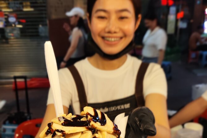 Bangkok Night Eats by Tuk Tuk - Hotel-pickup & Dinner - Who will enjoy this night tour most?