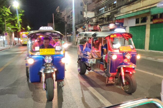 Bangkok Night Eats by Tuk Tuk - Hotel-pickup & Dinner - Walking through Yaowarat in Bangkok’s Chinatown