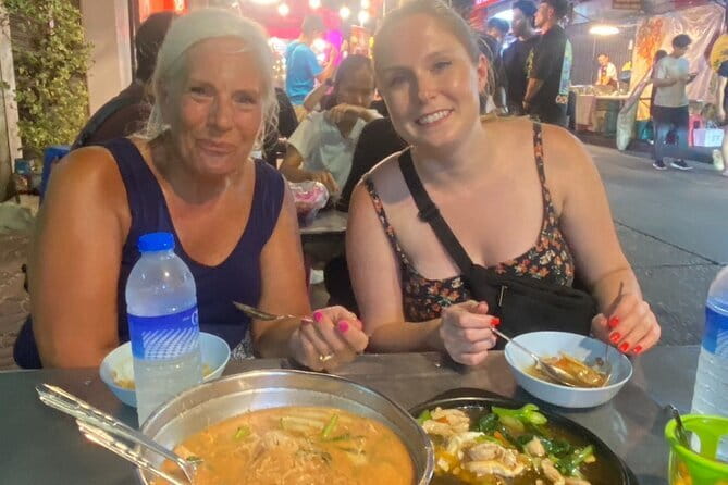 Bangkok Night Food Tour By Tuk Tuk - Wat Prayurawongsawat gives the tuk-tuk ride a cultural pause