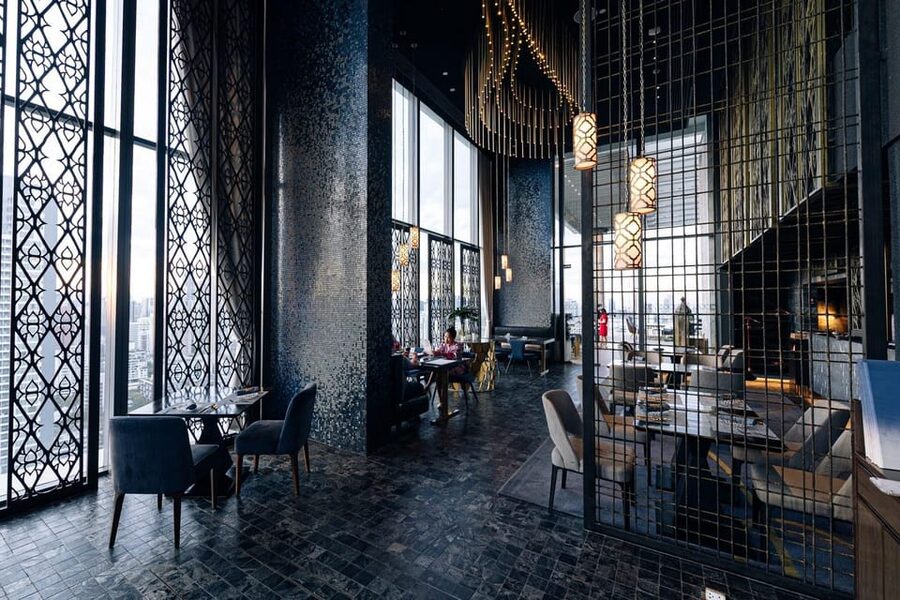 Bangkok: Nimitr Rooftop by 137 Pillars - Who will enjoy this rooftop dinner most