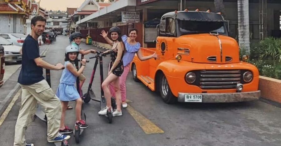 Bangkok : Old City Guided E-Scooter &/or Bike Tour - Why two wheels work so well in Old Bangkok