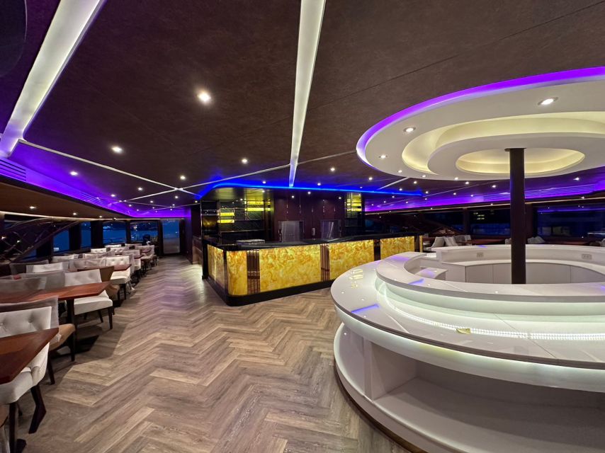 Bangkok: Opulence Luxury Chao Phraya Dinner Cruise - Getting to Icon Siam Pier 2 for check-in