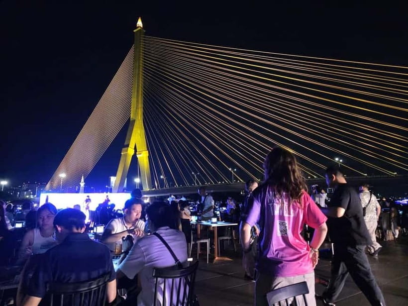 Bangkok: Opulence Luxury River Dinner Cruise - Getting to ICONSIAM and finding the right pier