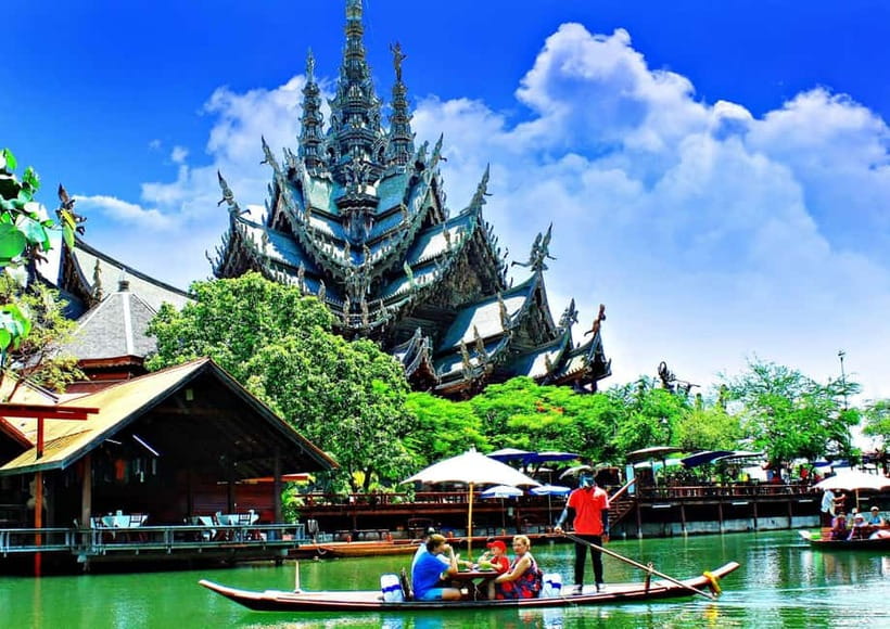 Bangkok: Pattaya Truth Sanctuary Guided Tour & Coral Island - Entering the Sanctuary of Truth