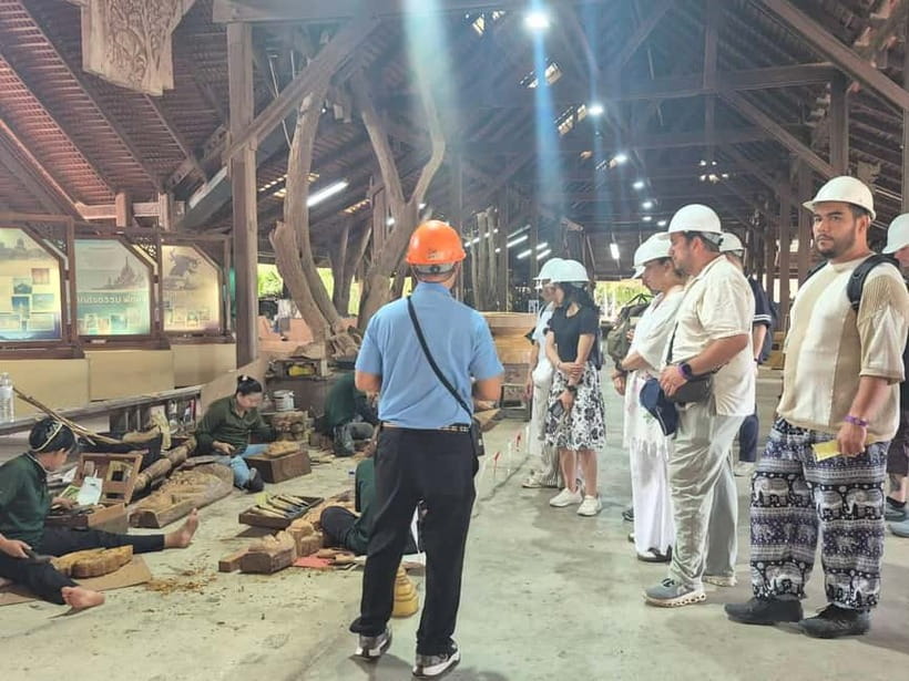 Bangkok: Pattaya Truth Sanctuary Guided Tour & Coral Island - Crossing to Coral Island