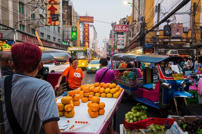 Bangkok Photography Masterclass - Private Photography Lesson - The night tour and its low-light challenges
