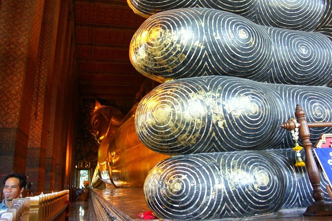 Bangkok Private Guide In and Around - Chatuchak Weekend Market and Chinatown