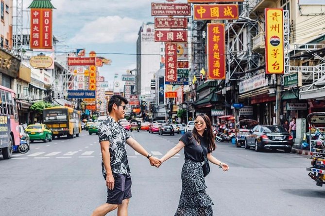 ️ Bangkok Private Instagram Tour: All-Inclusive - Loha Prasat and the Giant Swing area