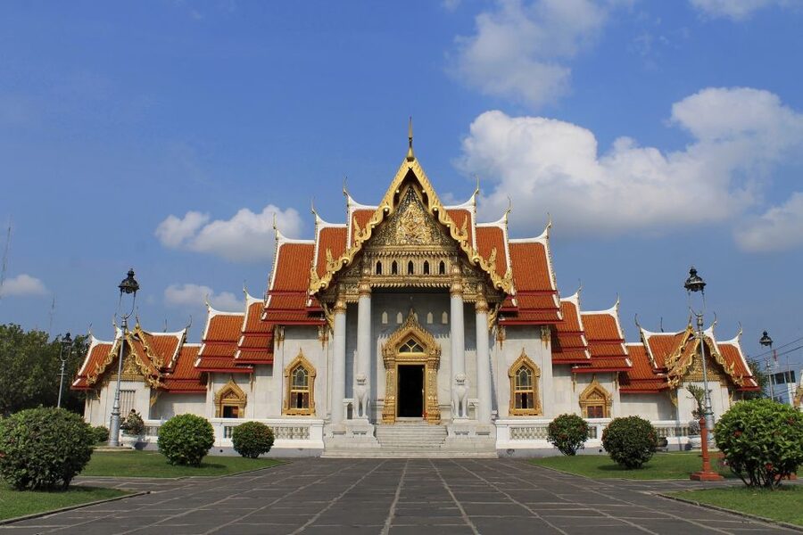 Bangkok: Private Thonburi Longtail Boat Tour & Wat Pho Visit - My verdict: book it for the canals and the guide