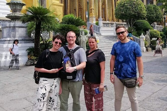 Bangkok Private Walking Tour with A Pro Guide (Tour Car Option) - What a three-hour Bangkok walk can really cover