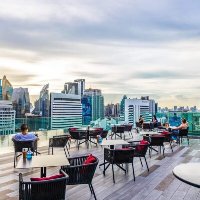 Bangkok: RedSquare Rooftop Bar at Novotel Sukhumvit 4