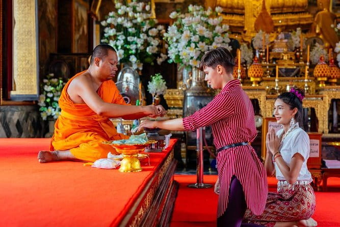 Bangkok's Best: City Highlights & Floating Market Private Tour - Maeklong Railway Market: commerce beside the tracks