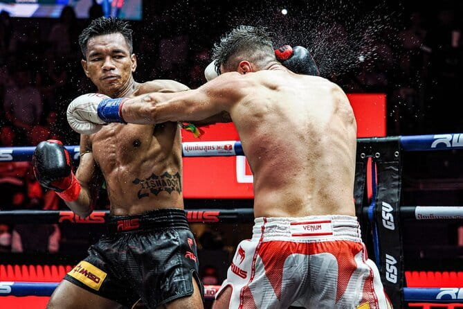 Bangkok's Top Muay Thai Ticket at Rajadamnern Stadium - Why Rajadamnern Stadium makes a good Bangkok evening